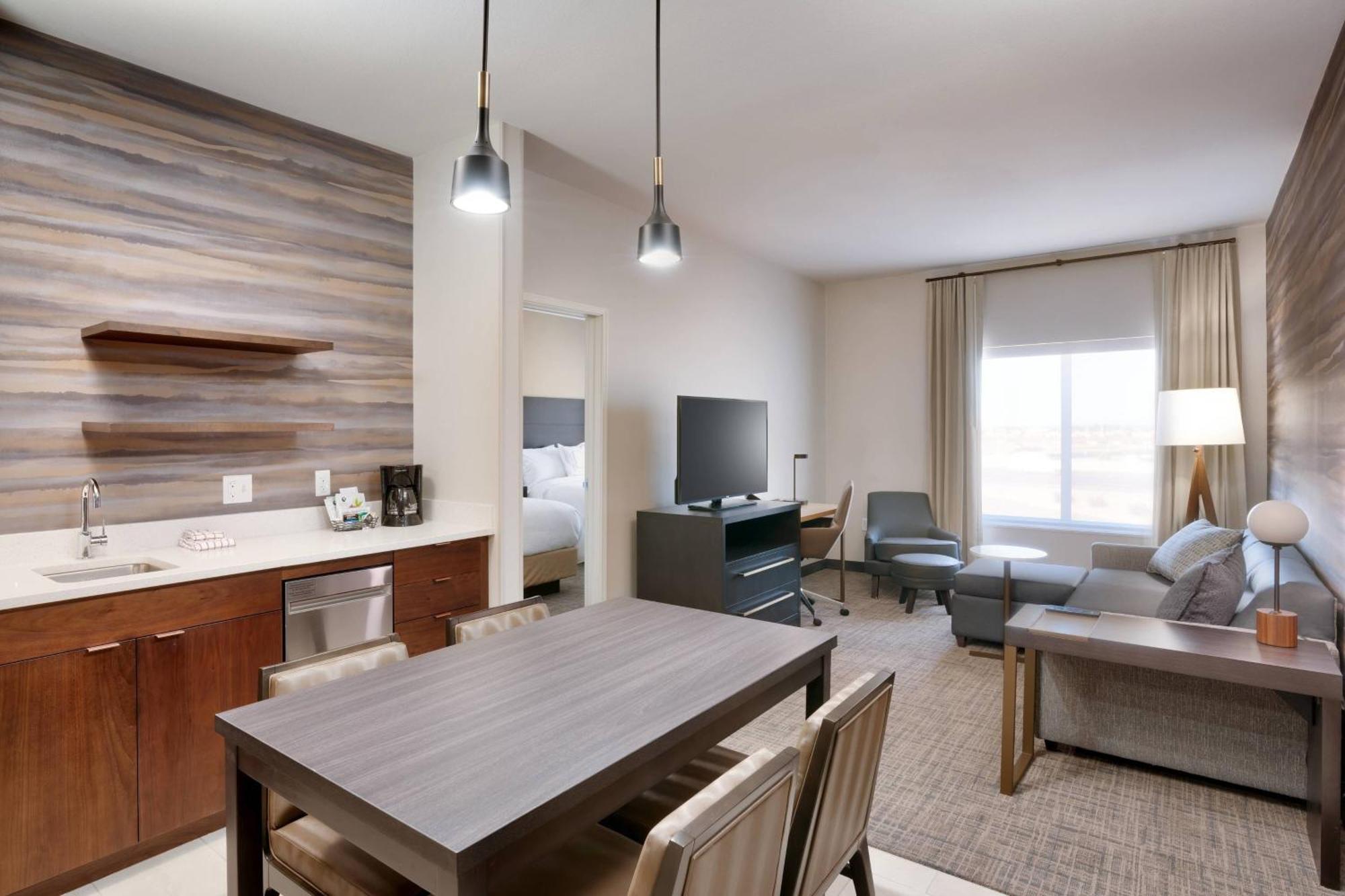 By Marriott Phoenix West/avondale